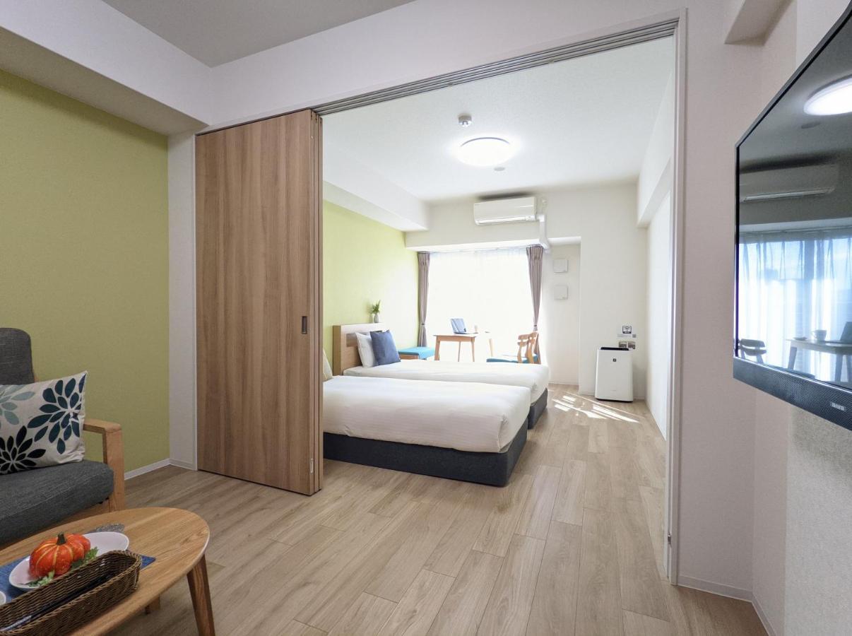 Eslead Namba South ⅲ Hotel Ōsaka